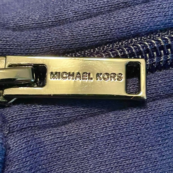 00015-A  Michael Kors half-zip sweatshirt/fleece - MED - Picture 8 of 8